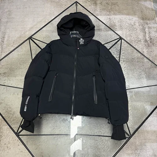 Moncler 羽绒服奢华男女通用保暖夹克 1-5
