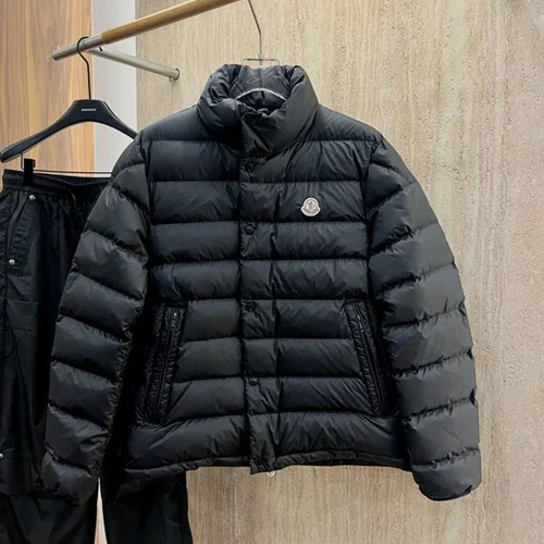 Moncler 羽绒服奢华男士保暖夹克 48-56