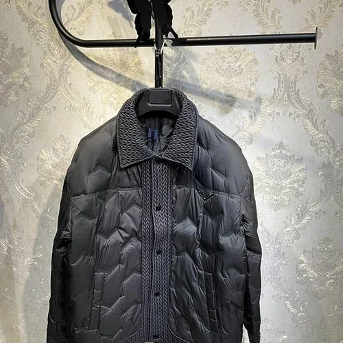 Prada 羽绒服奢华男士保暖夹克 46-54