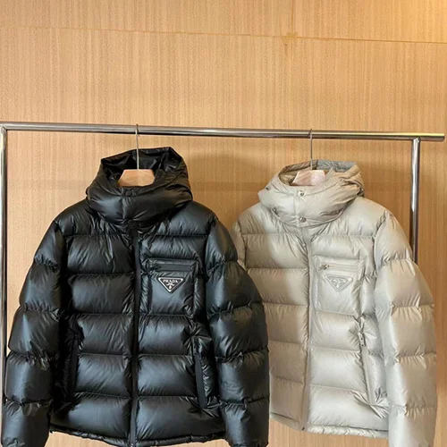 Prada 羽绒服奢华男士保暖夹克 48-56