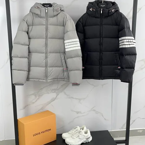 Thom Browne 羽绒服设计师男士保暖夹克 S-2XL